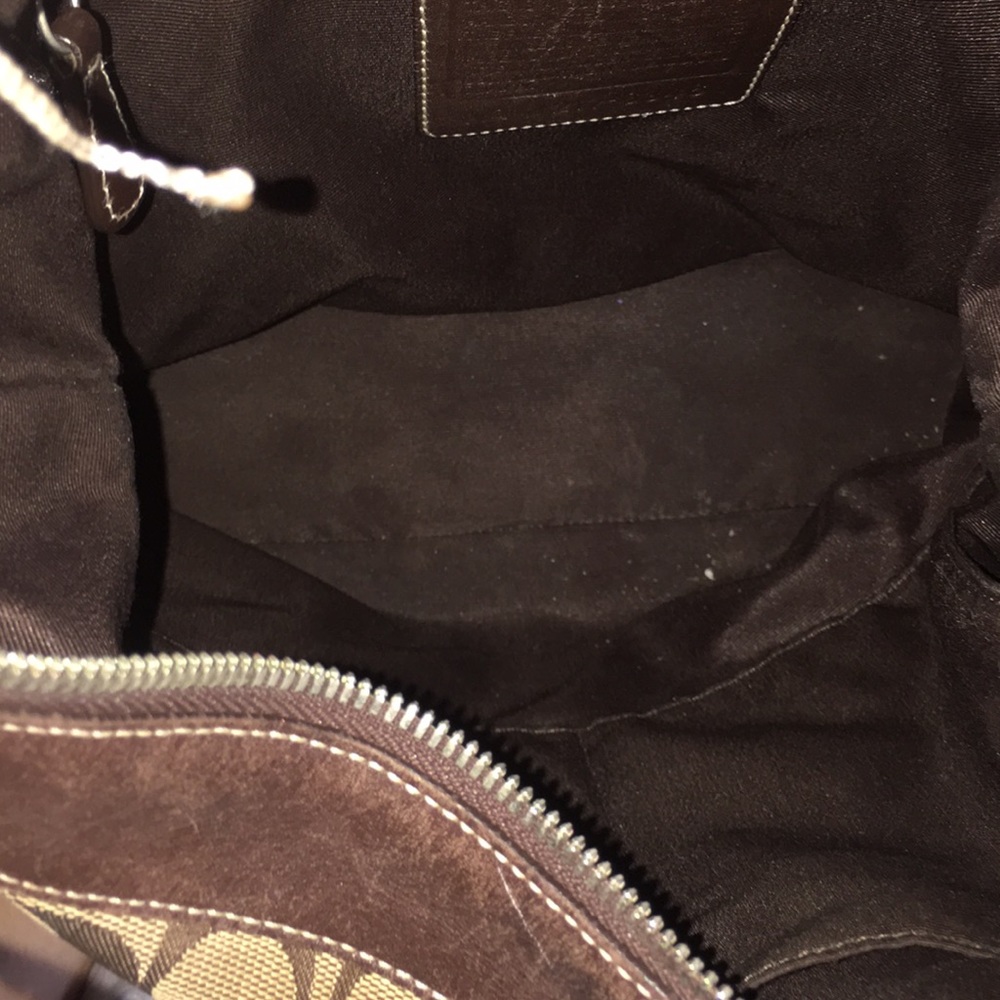 Coach 2000’s brown leather and Big C purse - Picture 9 of 10